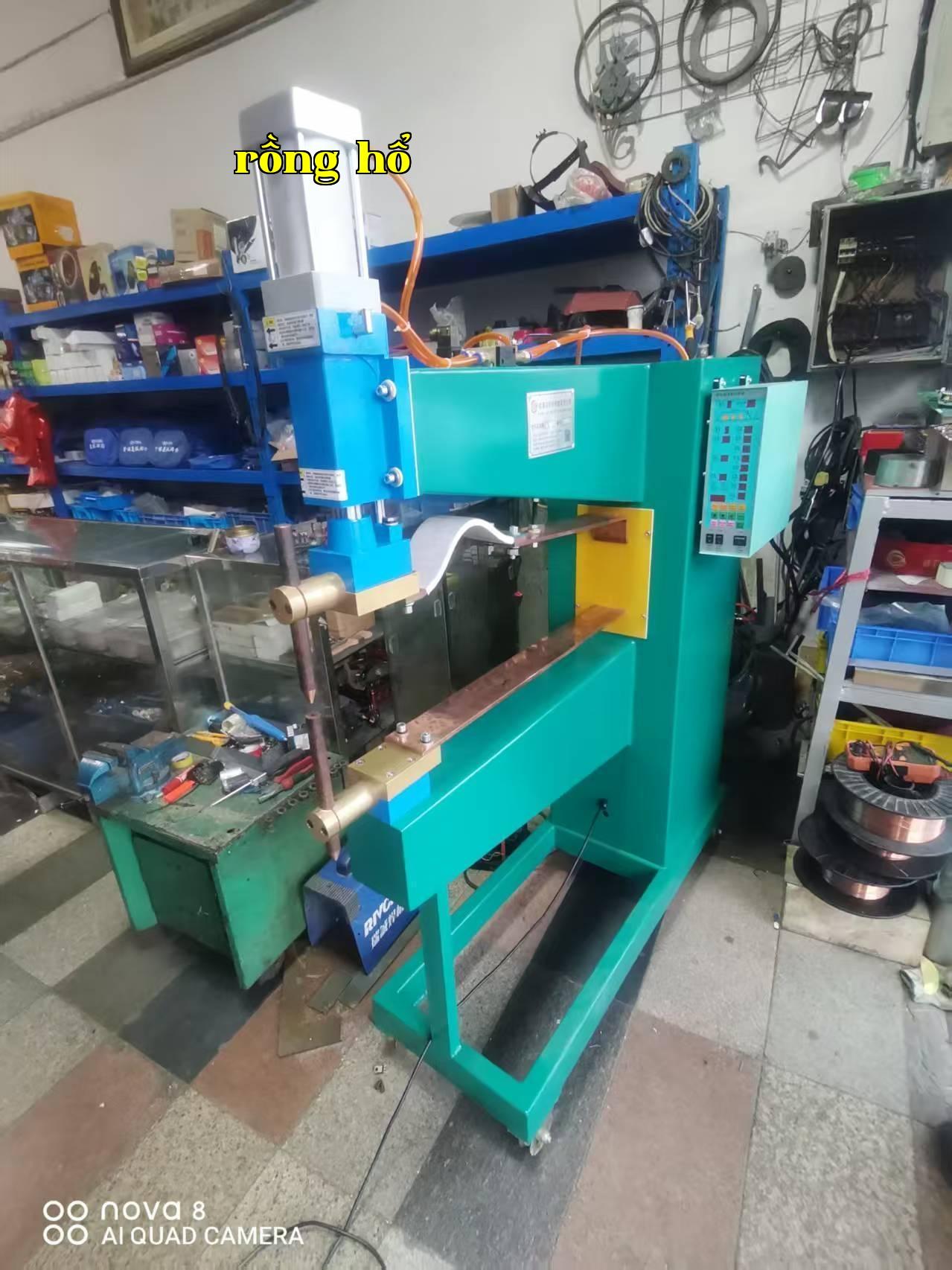 Máy hàn điểm khí nén